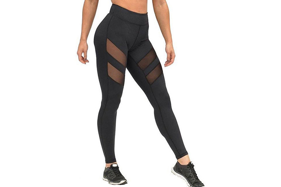 Donna che indossa leggings yoga foderati