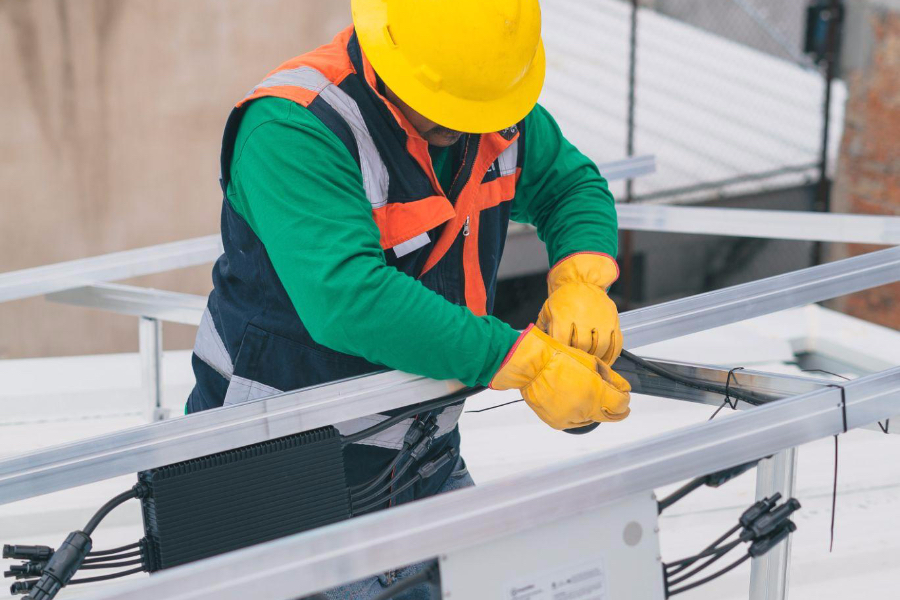 Preparazione della struttura per il contenimento dei pannelli