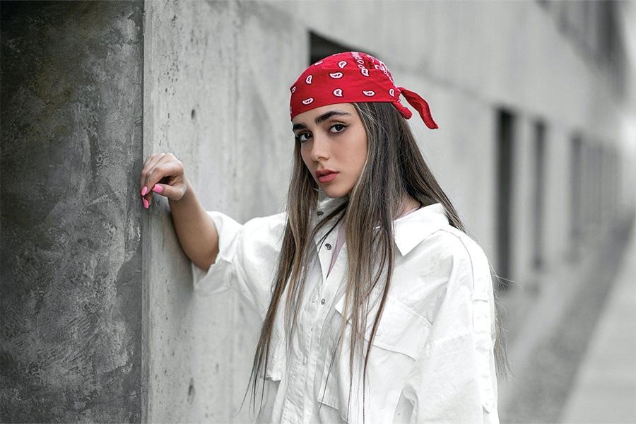 Young woman posing and not wearing a lot of makeup