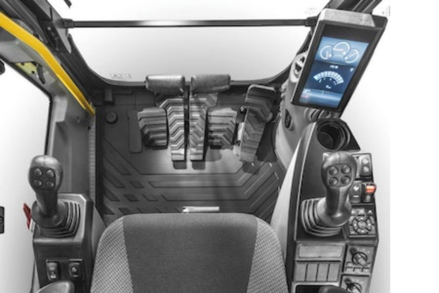 Steuerung des Volvo EC160E-Baggers mit Joysticks und Pedalen